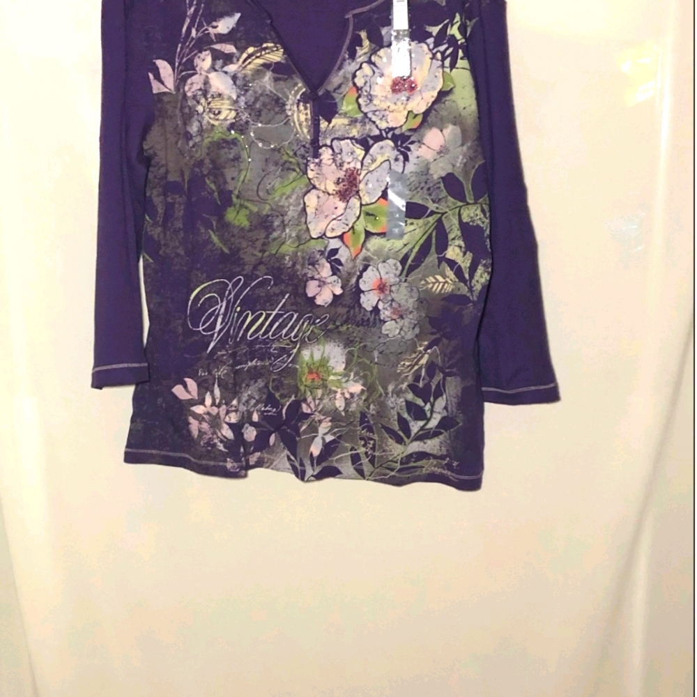 Tee shirt